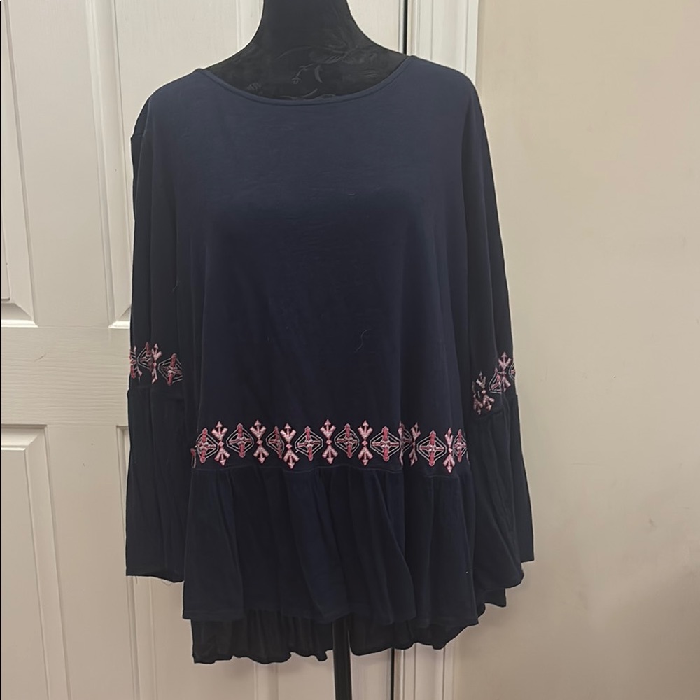 Crown & Ivy Blue Relaxed Tunic with Pink Embellishments